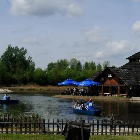 Resort Etno Selo Moravski Konaci