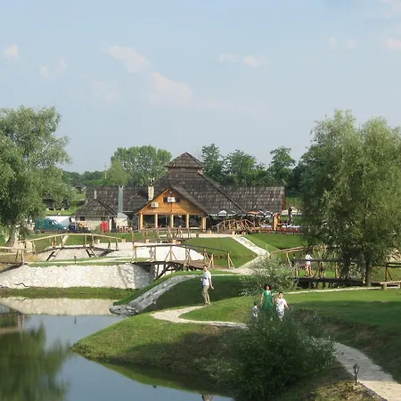 Etno Selo Moravski Konaci