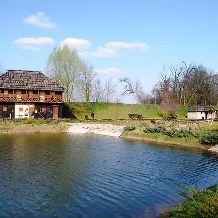 Resort Etno Selo Moravski Konaci Velika Plana